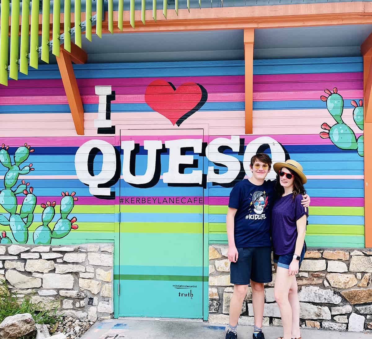 austin-murals-fun-things-to-do-in-austin-tx-three-yellow-starfish